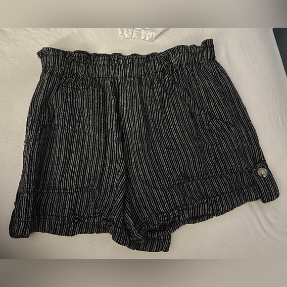 Cloth woman’s shorts - Picture 3 of 5